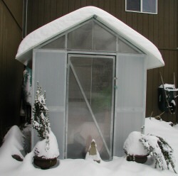 Solexx Greenhouse after the first snowfall