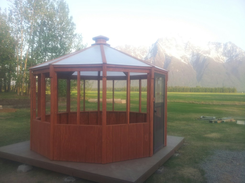 dome gazebo with beautiful mountain in the backgroud