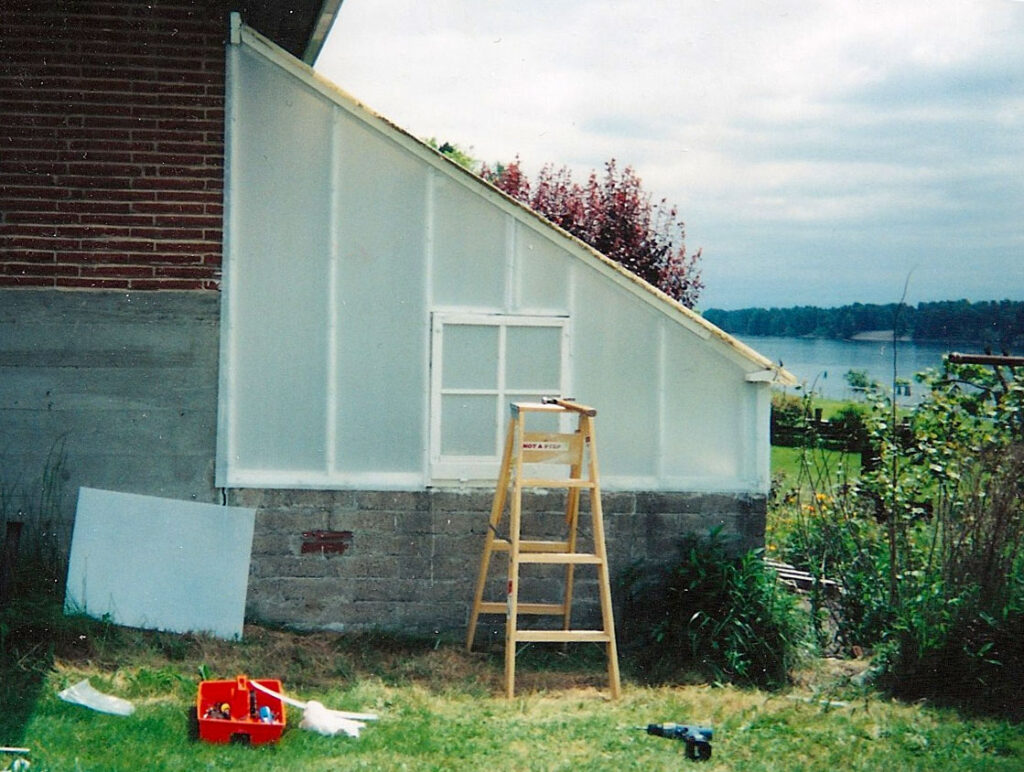 lean to greenhouse in Washington Solexx