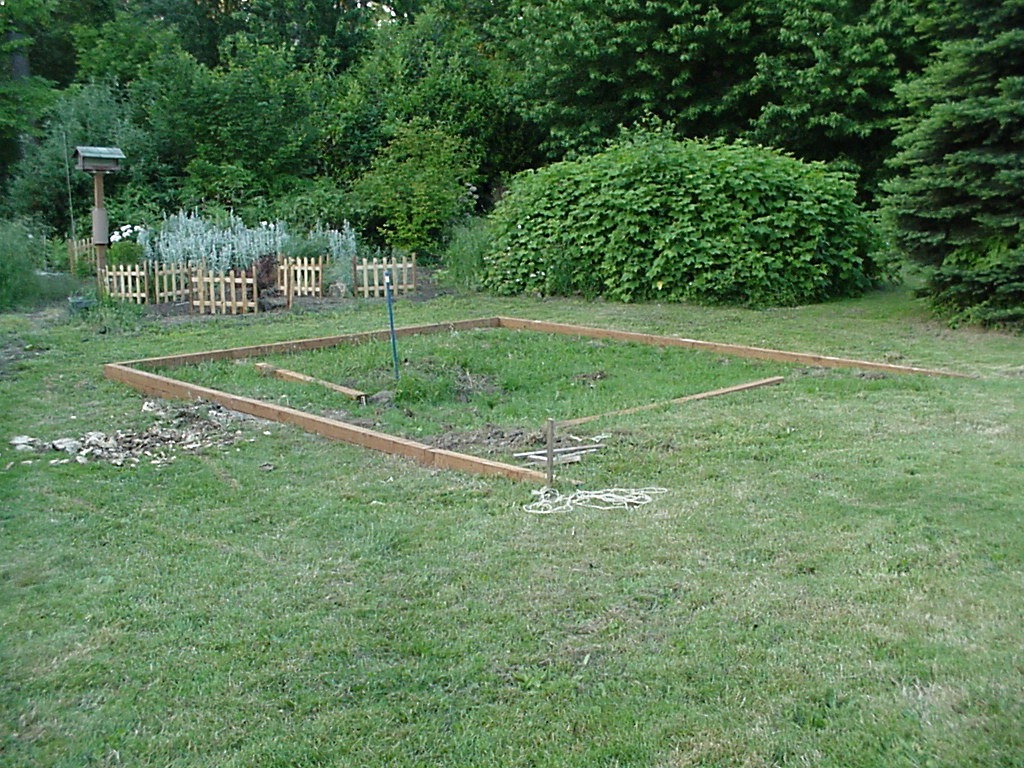 Preparing the greenhouse foundation for a Solexx Conservatory