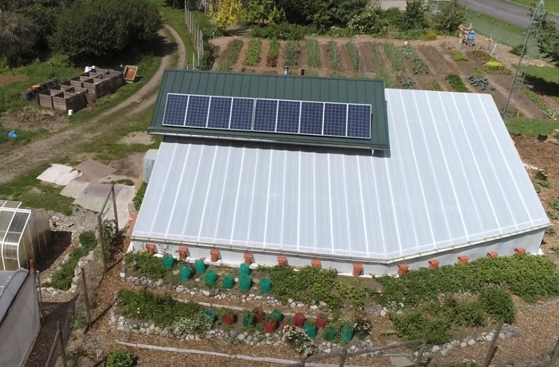 Walipini greenhouse overhead view